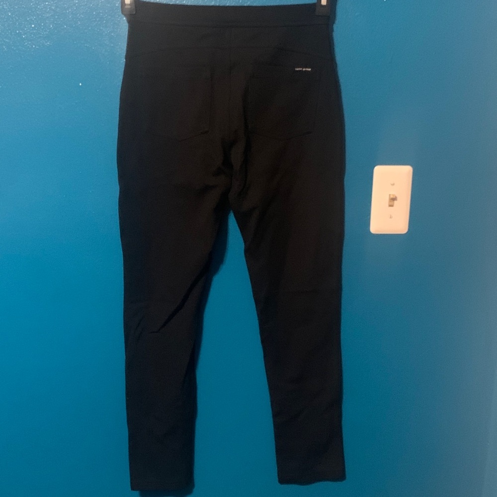 DKNY pull on jeggings with faux leather pockets - Picture 2 of 8